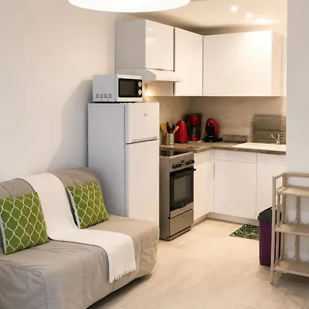 Apartmán Le Heliodore , Air Conditioning, Beaches 5 Minutes Away On Foot Antibes